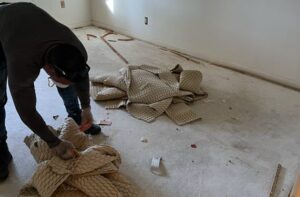 Carpet Removal,carpet disposal,Carpet Removal & Disposal Service, gator dumpster rentals, junk removal,